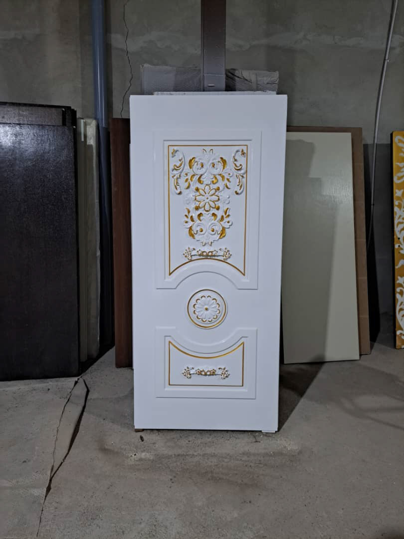 درب داخلی تمام چوب 111