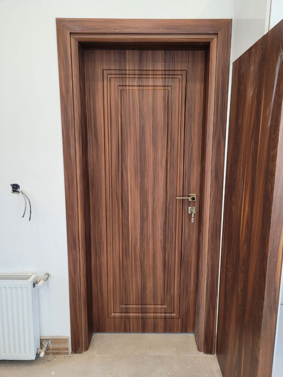 درب داخلی ضد آب 208